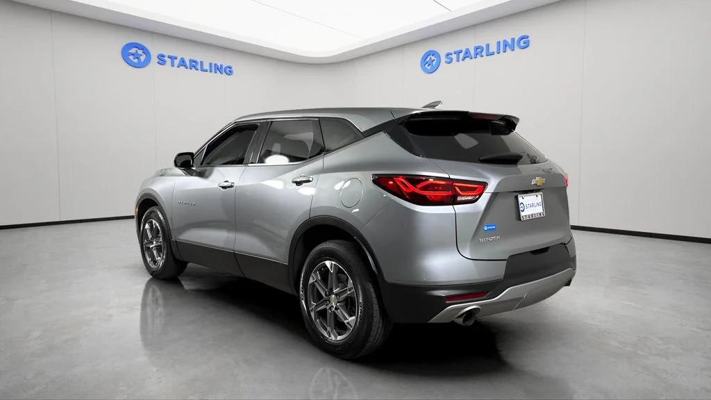 Used 2023 Sterling Gray Metallic Chevrolet 2LT image 6