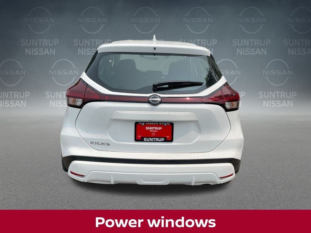 2025 Nissan KICKS PLAY Base - Photo 15