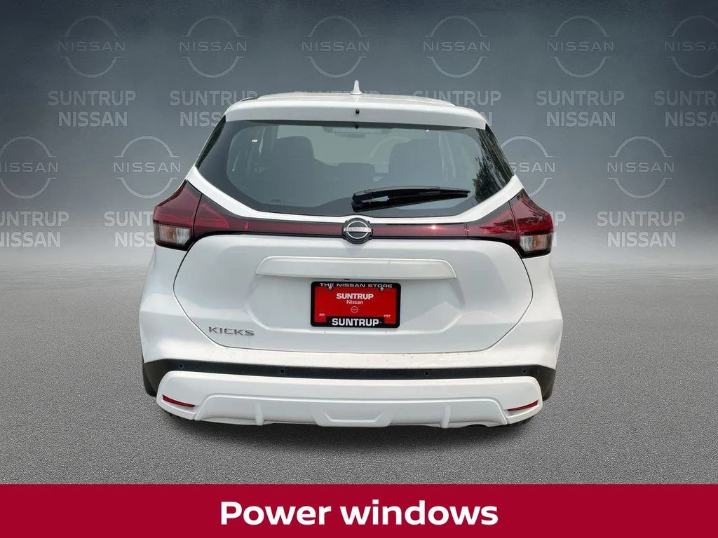 2025 Nissan KICKS PLAY Base - Photo 15