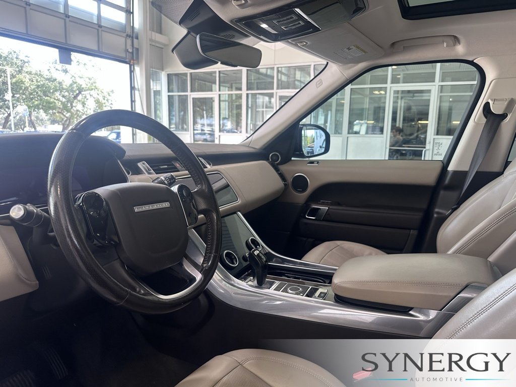 Used 2018 Byron Blue Metallic Land Rover HSE image 26