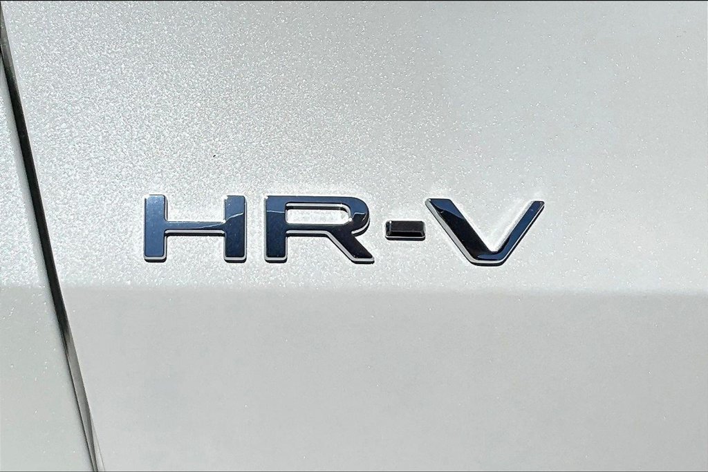 New 2027 Platinum White Pearl Honda LX image 10