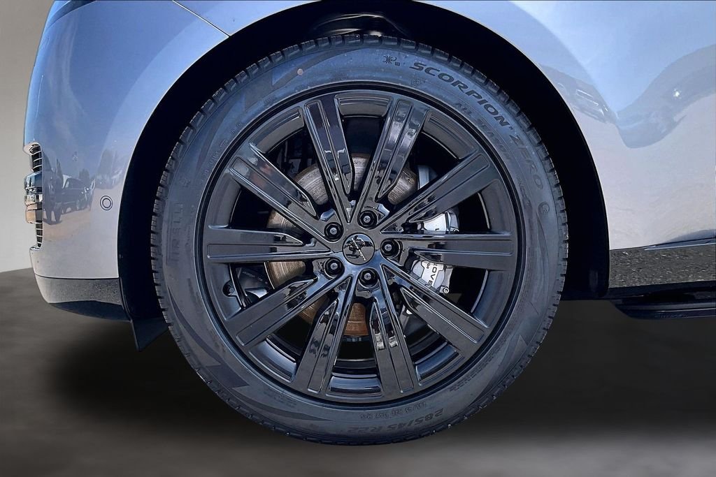 2026 Land Rover Range Rover SE - Photo 12