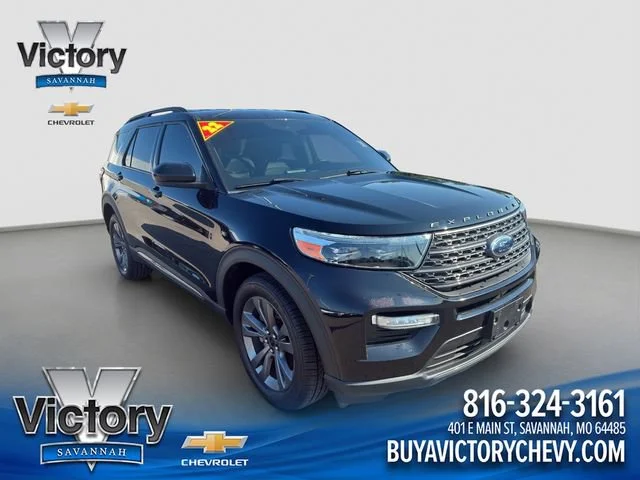 Used 2022 Black Ford XLT image 1