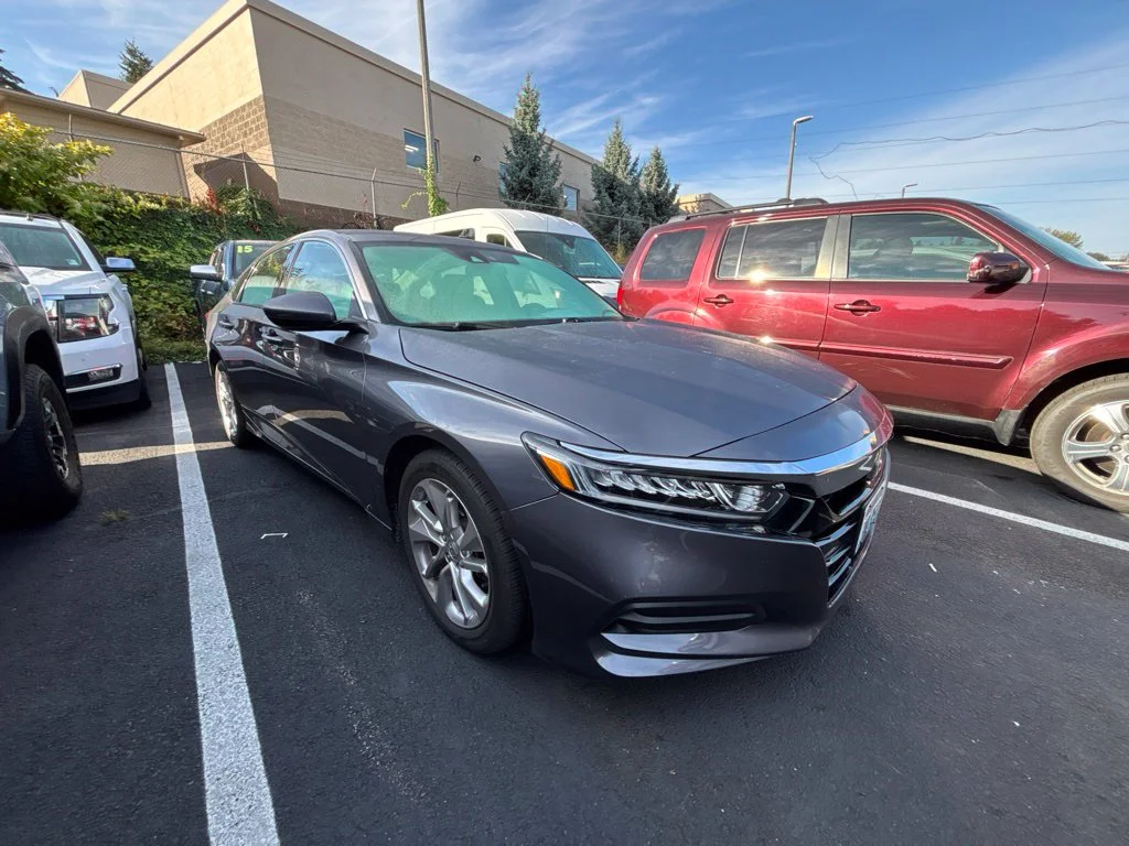 Used 2019 Modern Steel Metallic Honda LX image 4