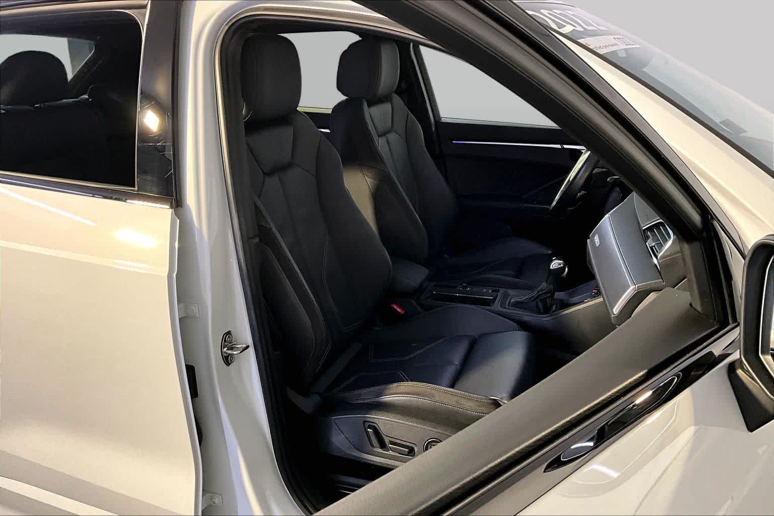 Used 2022 Glacier White Metallic Audi Technik image 8