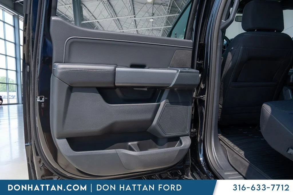 New 2026 Agate Black Metallic Ford XLT image 20