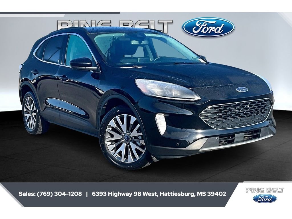 2022 Ford Escape Titanium