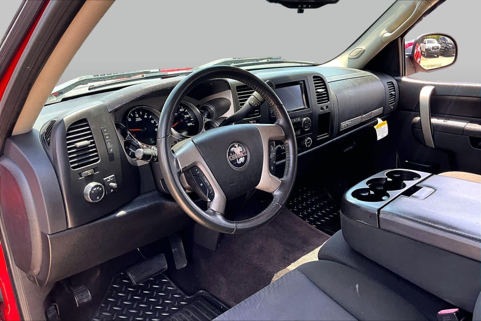 Used 2011 Fire Red GMC SLE image 17
