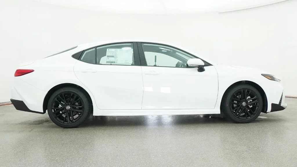New 2026 Ice Cap Toyota SE image 14