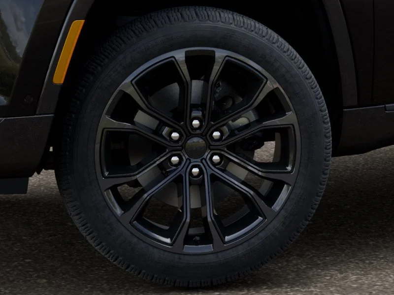 New 2026 High Gloss Black Exterior Paint Jeep Summit Obsidian image 8