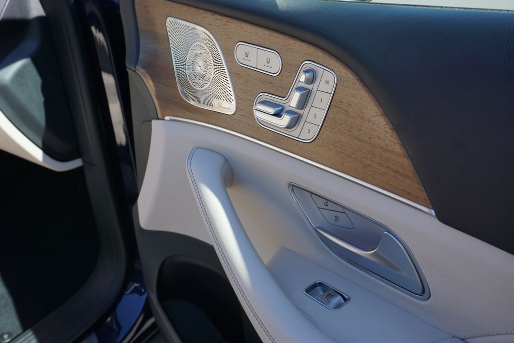 Certified Used 2022  Mercedes-Benz GLS 450 image 48
