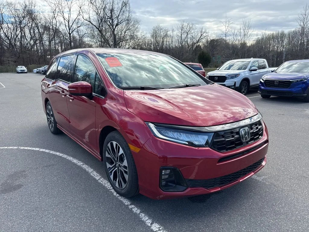 2026 Honda Odyssey Elite's photo