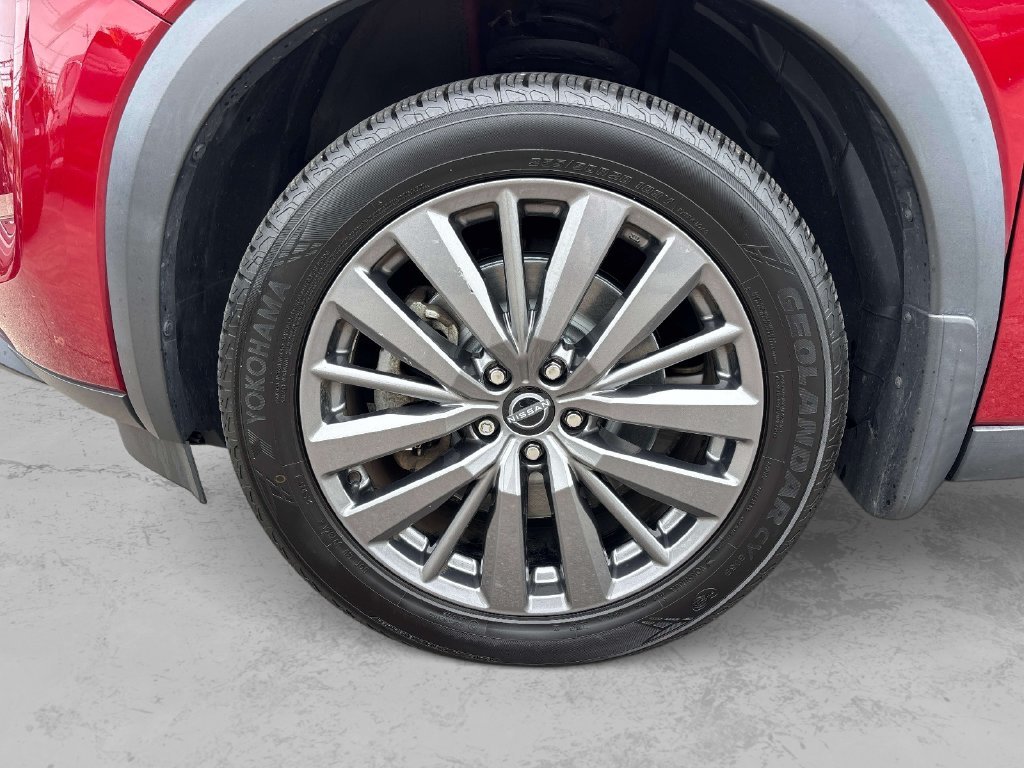 Used 2024 Red Nissan SL image 9