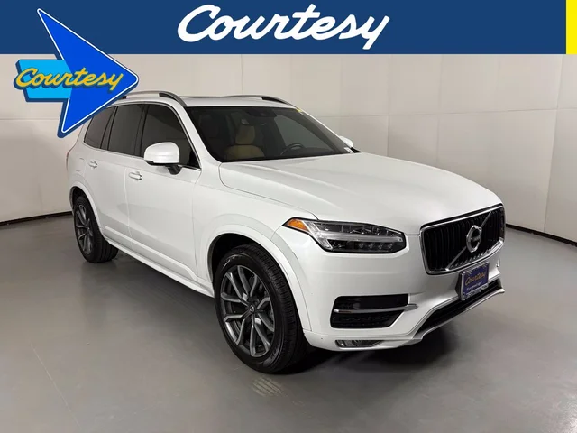 2019 Volvo XC90 T6 Momentum