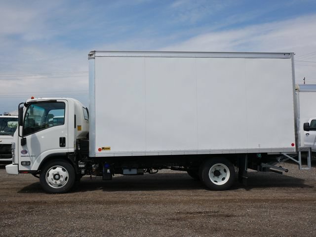 Used 2024 Arc White Chevrolet NA image 3