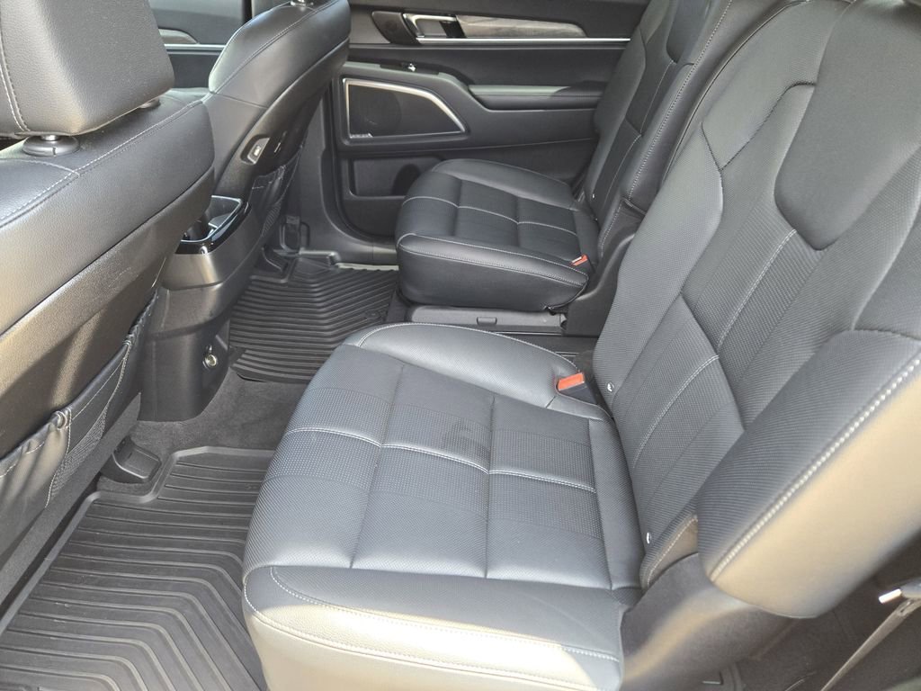 Used 2022 Gray Kia SX image 21