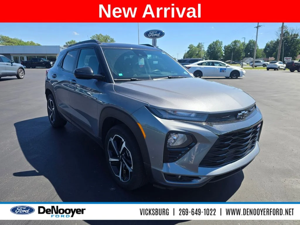Used 2021 Satin Steel Metallic Chevrolet RS image 2
