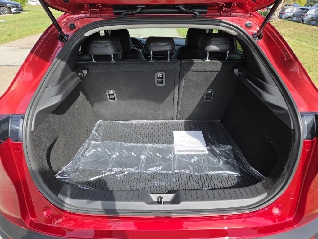 Used 2025 Red Mazda 2.5 S Select Sport image 7