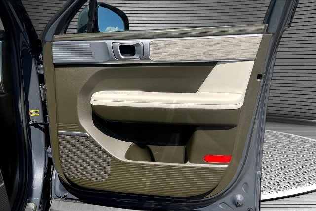 Used 2025 Gray Hyundai Calligraphy image 31