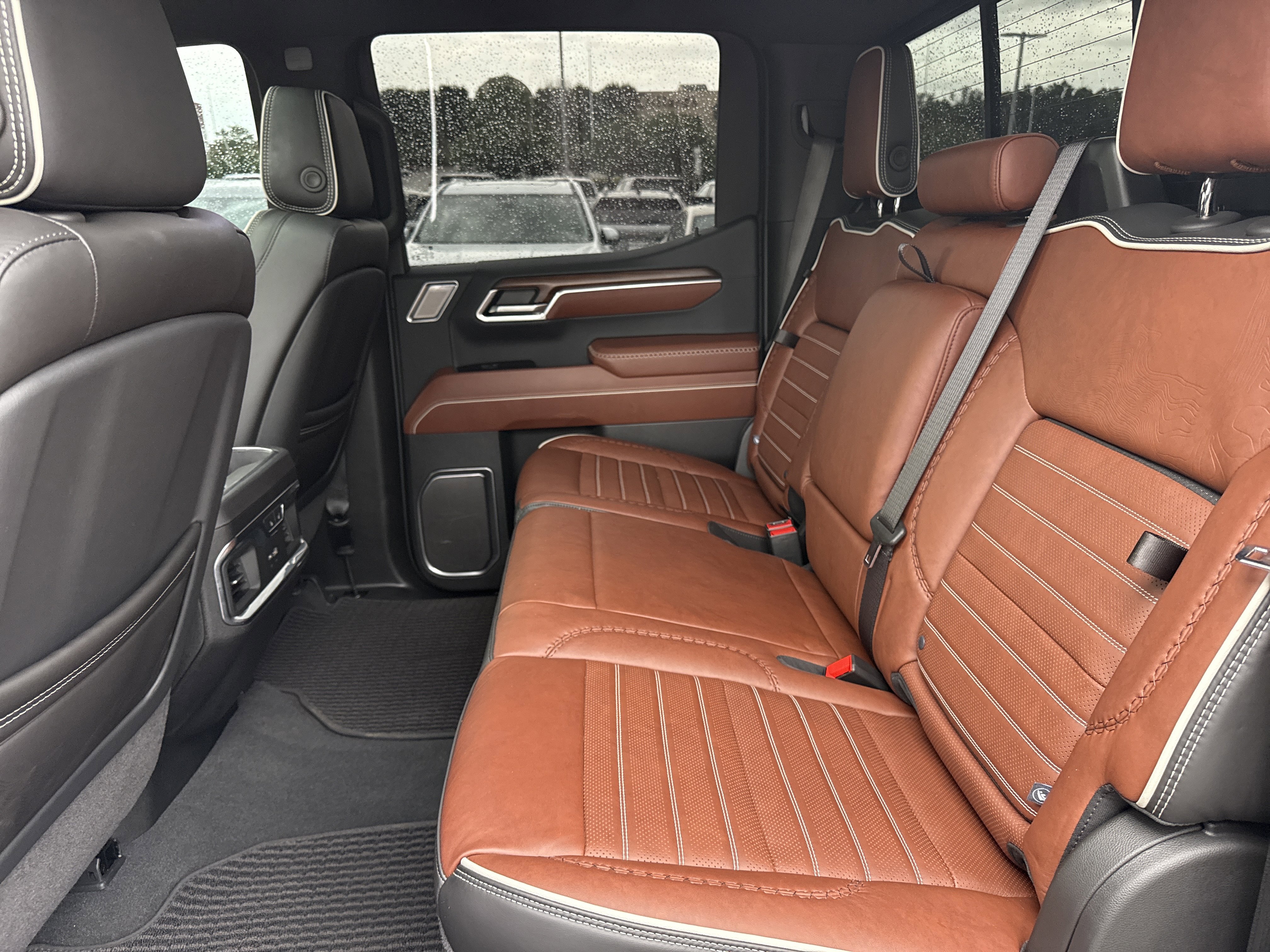 Used 2026 Onyx Black GMC Denali Ultimate image 6