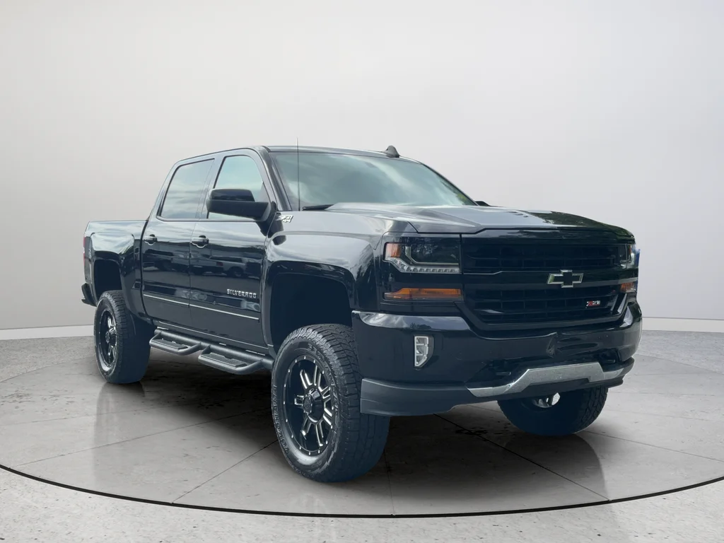 2018 Chevrolet Silverado 1500 LT Z71 4X4 Crew Cab Short Box's photo