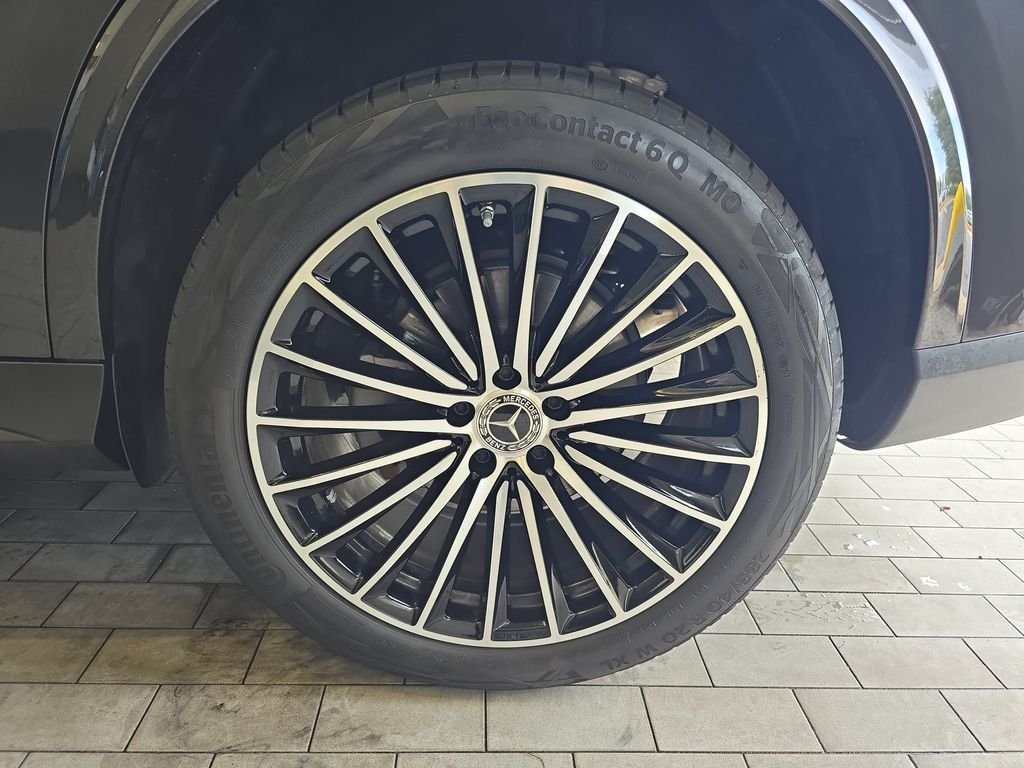 Certified Used 2026 Gray Mercedes-Benz GLC 300 image 37