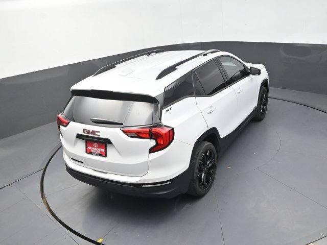 Used 2019 White GMC SLT image 32