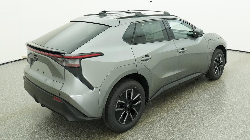 New 2026 Heavy Metal Toyota XLE image 34