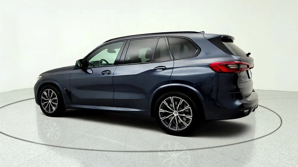Used 2020 Arctic Grey Metallic BMW M50i w/ Driving Assist Pro, Luxury Seating & Premium Pkg image 7