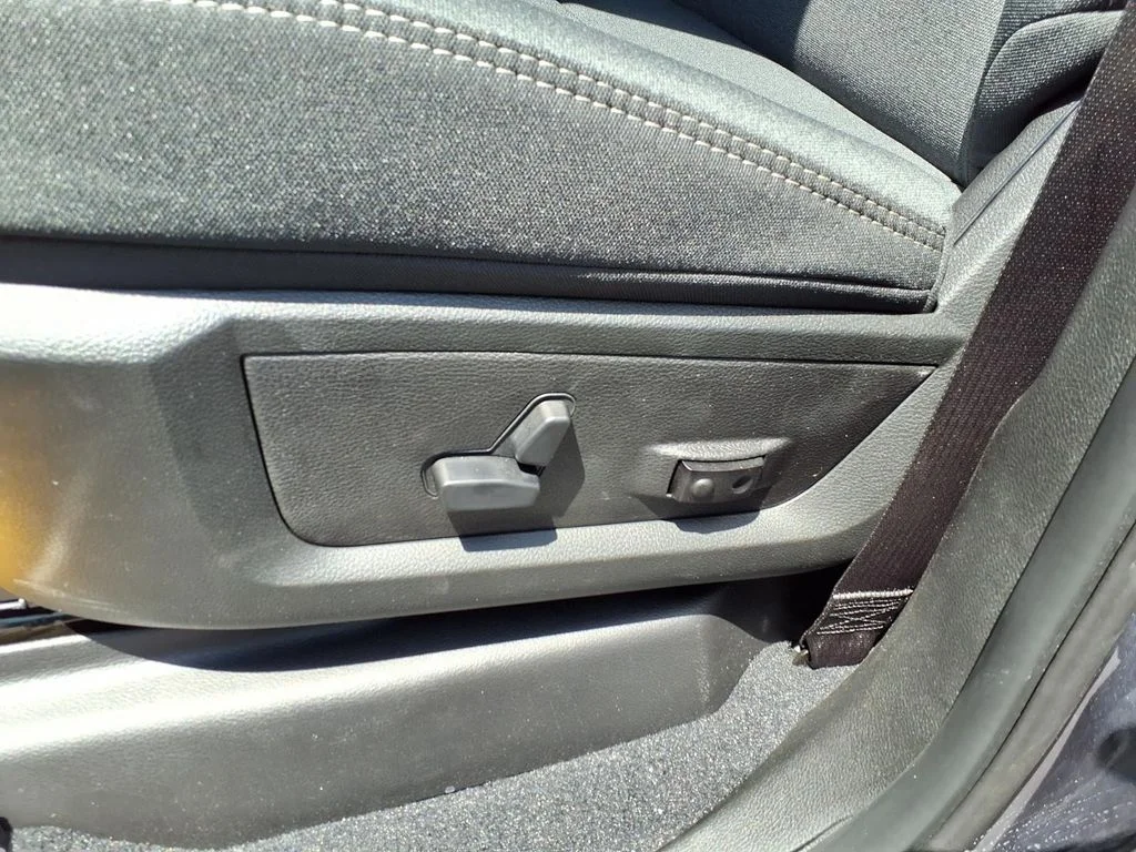 New 2026 Forged Blue Metallic Exterior Paint RAM  image 22