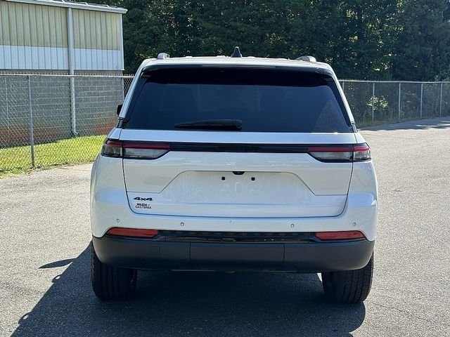 2023 Jeep Grand Cherokee Altitude - Photo 6