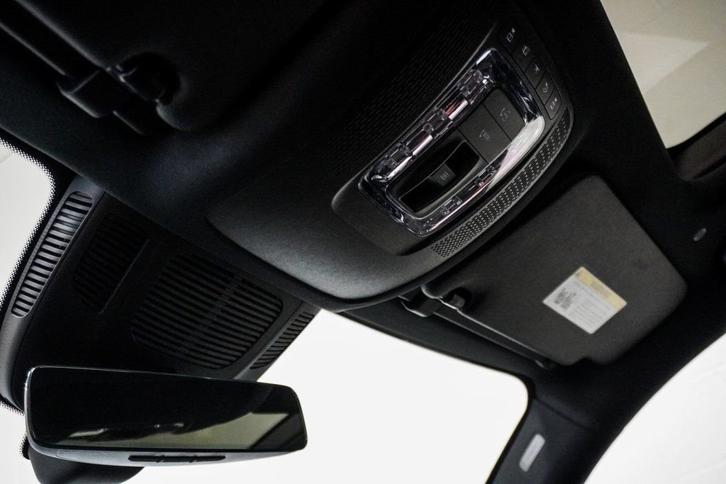 Used 2025 Black Mercedes-Benz GLS 450 image 32