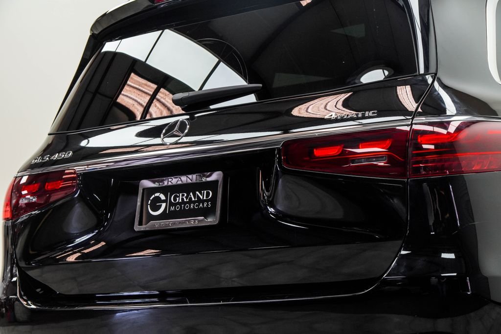 Used 2025 Black Mercedes-Benz GLS 450 image 13