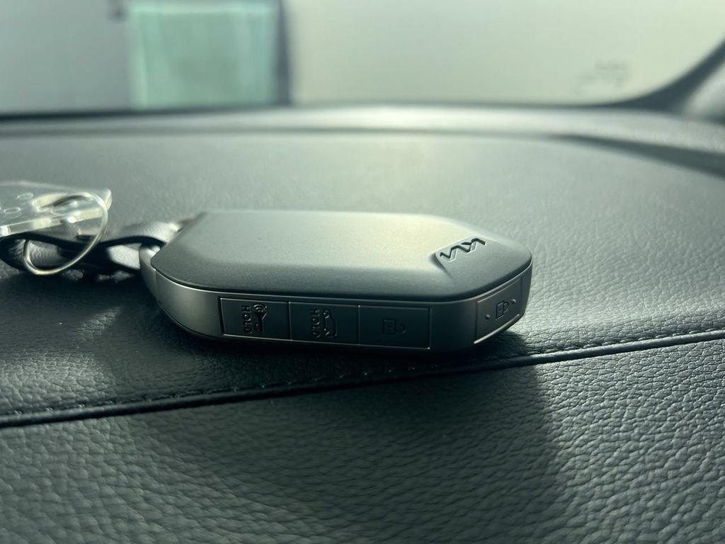 New 2026 Wolf Gray Kia X-Line image 35