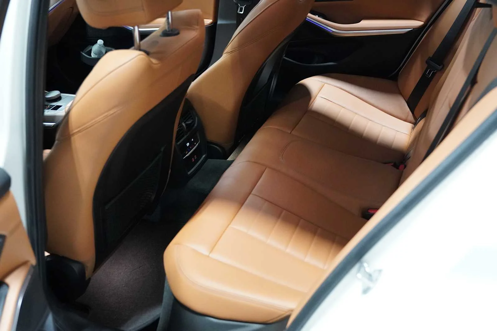 Used 2021 Mineral White Metallic BMW 330i image 23