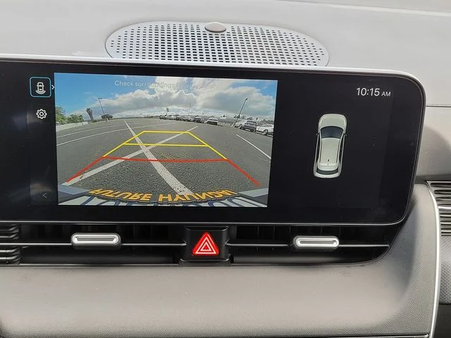 2025 Hyundai IONIQ 5 SE - Photo 17