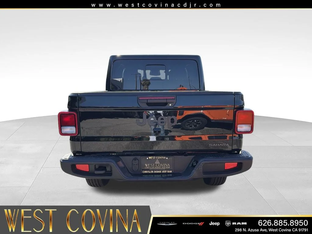 New 2026 Black Clear-Coat Exterior Paint Jeep Sahara image 9