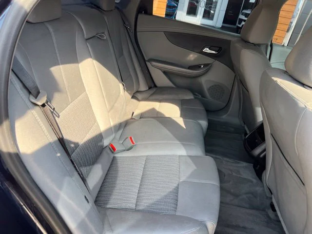 Used 2016 Blue Chevrolet LS image 27