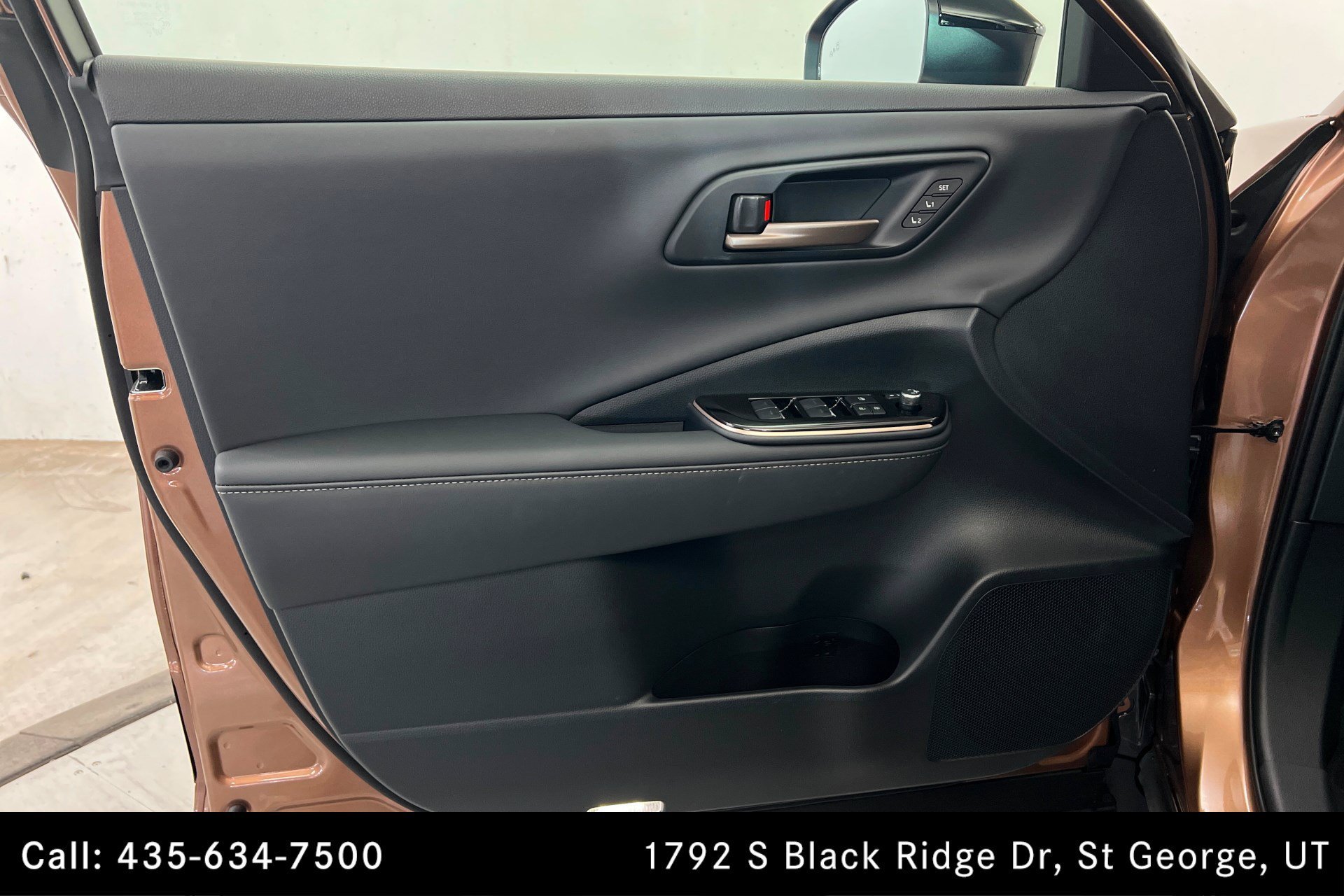 Used 2024 Summit White Buick Sport Touring image 112