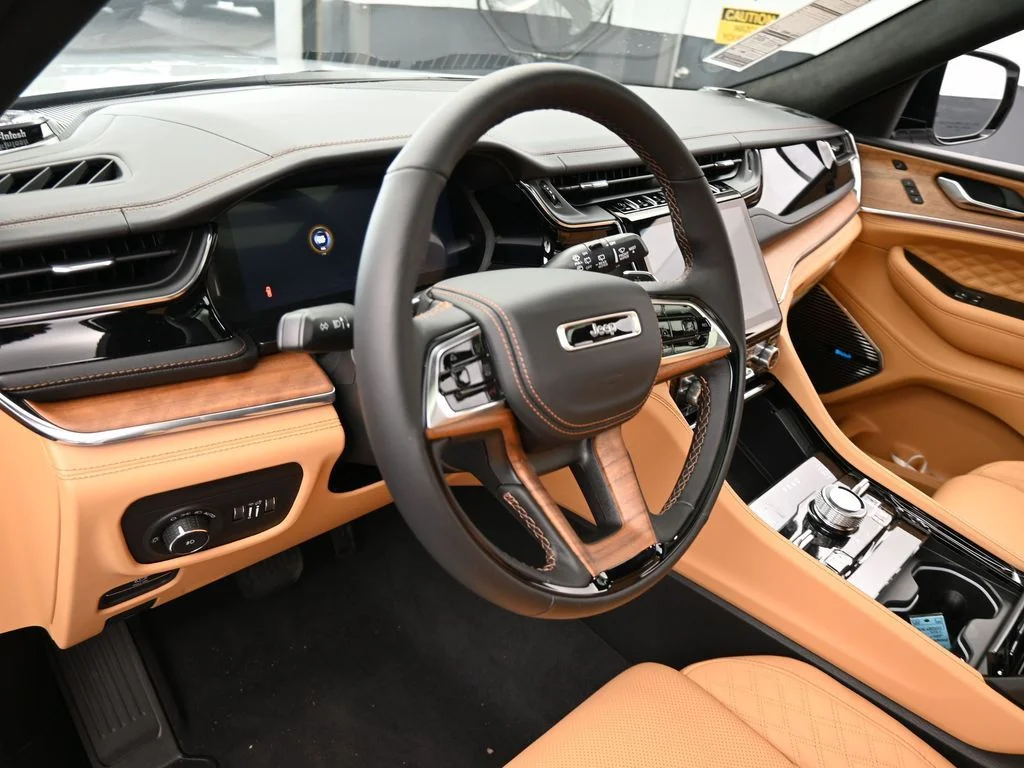 2025 Jeep Grand Cherokee Summit Reserve - Photo 10