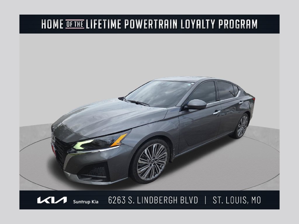 Used 2025 Gray Nissan 2.5 SL image 1
