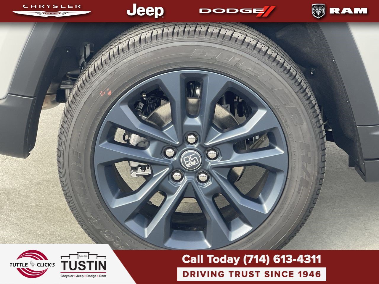 New 2026 Silver Zynith Exterior Paint Jeep 85th Anniversary Edition image 11