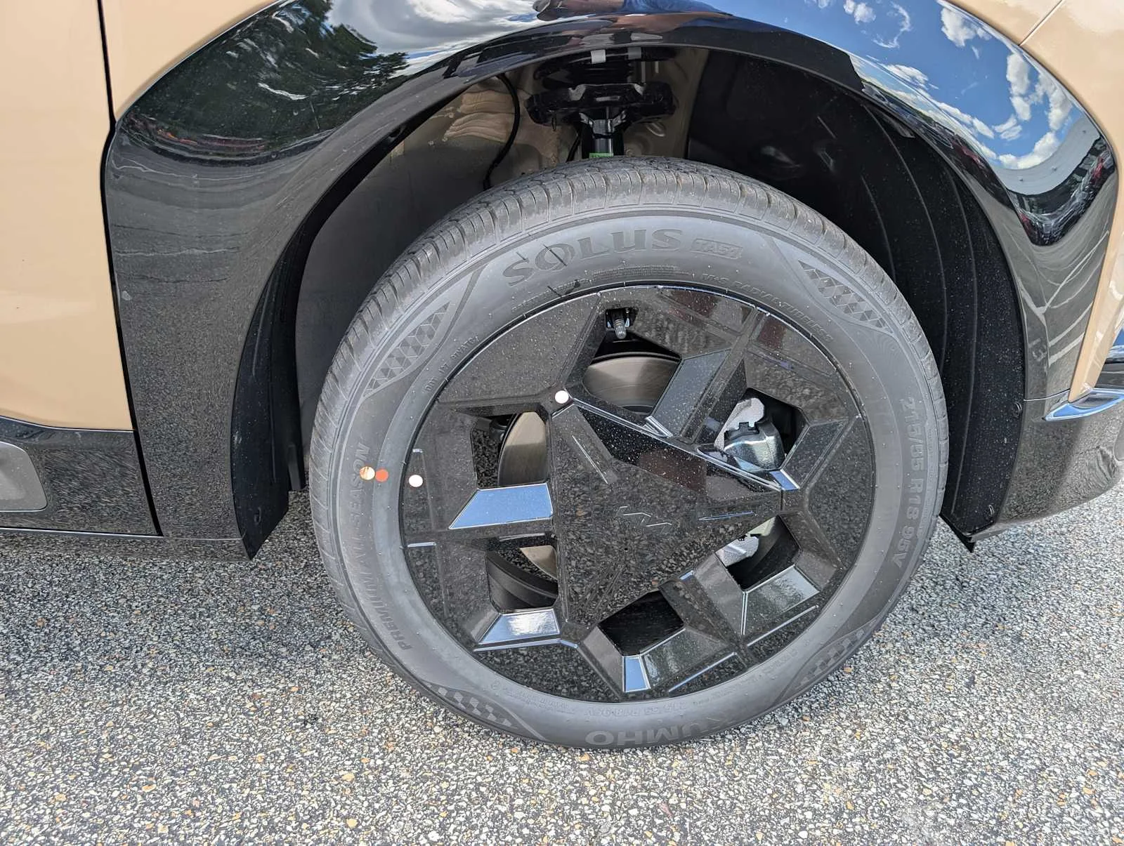 New 2027 Terrain Brown Kia X-Line S image 3