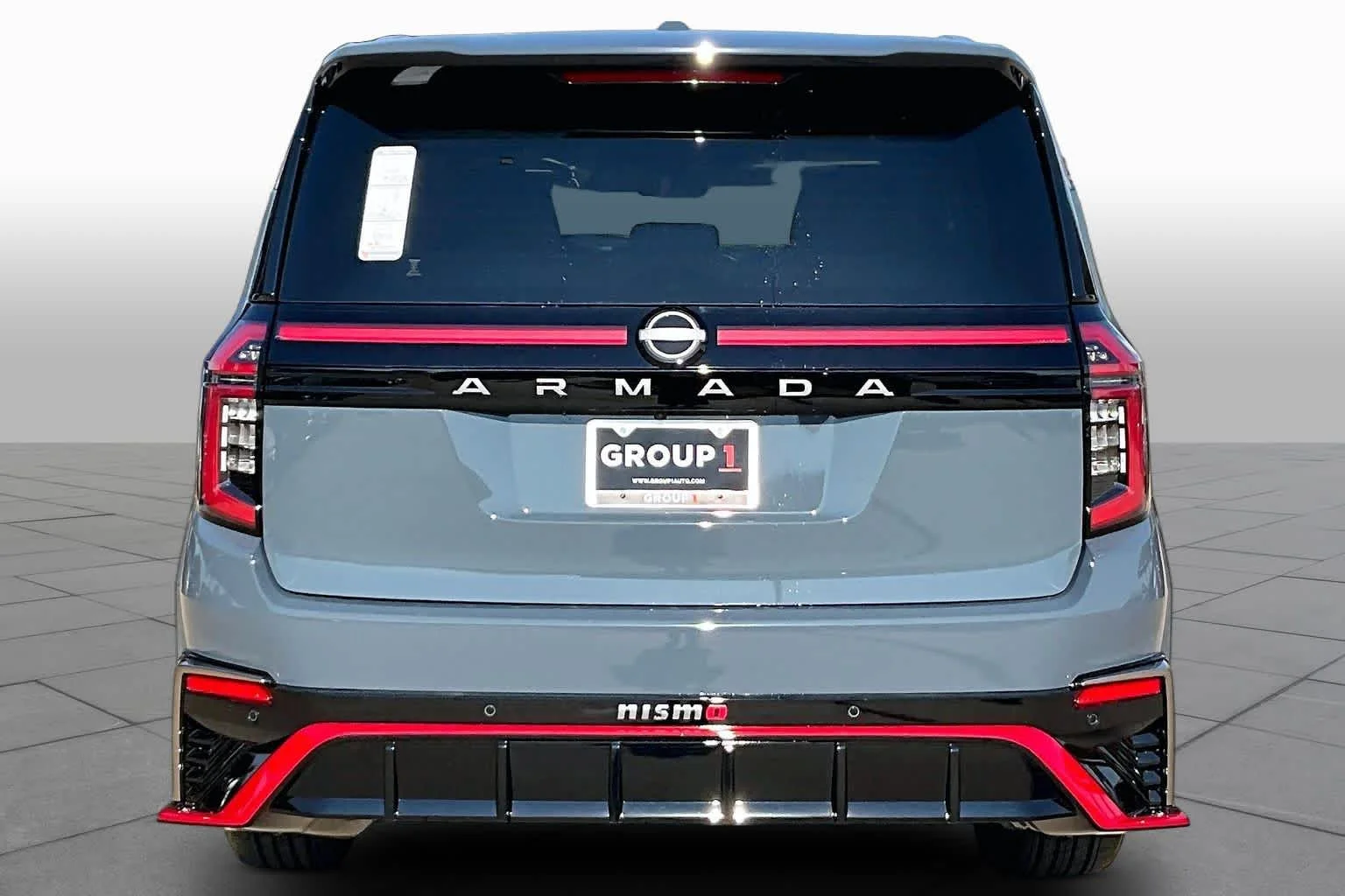 New 2026 Stealth Gray Nissan NISMO image 4