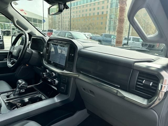 Certified Used 2023 Oxford White Ford Lariat image 30