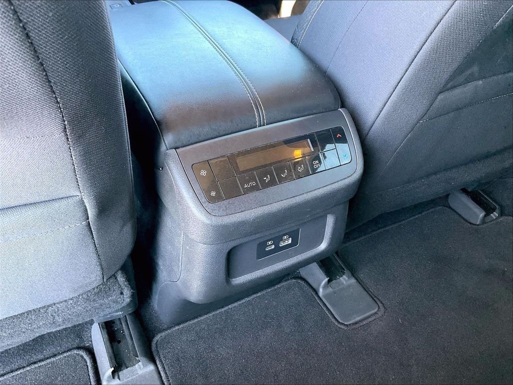 Used 2022 Gun Metallic Nissan SV image 27