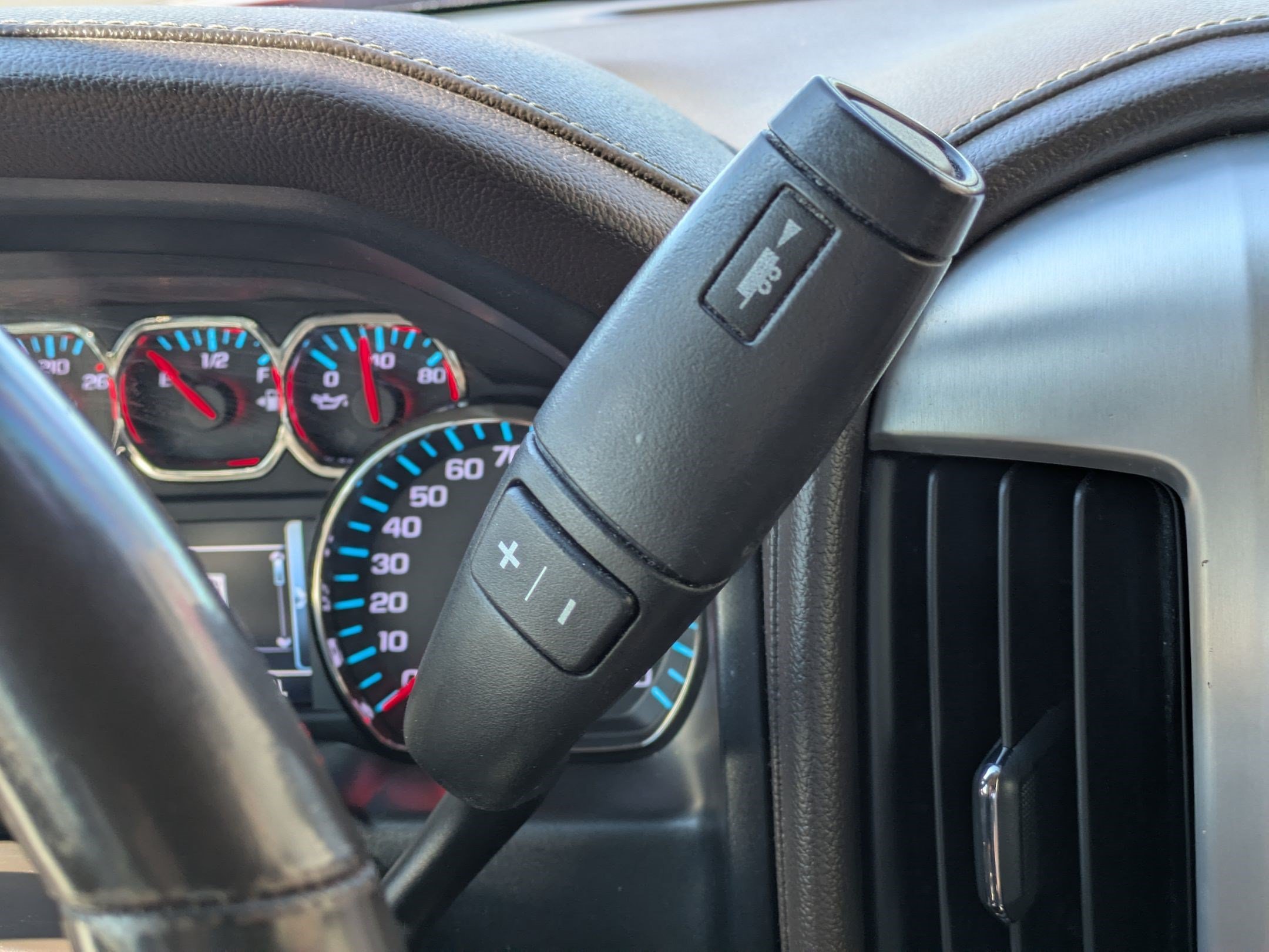 Used 2018 Red Quartz Tintcoat GMC SLT image 23