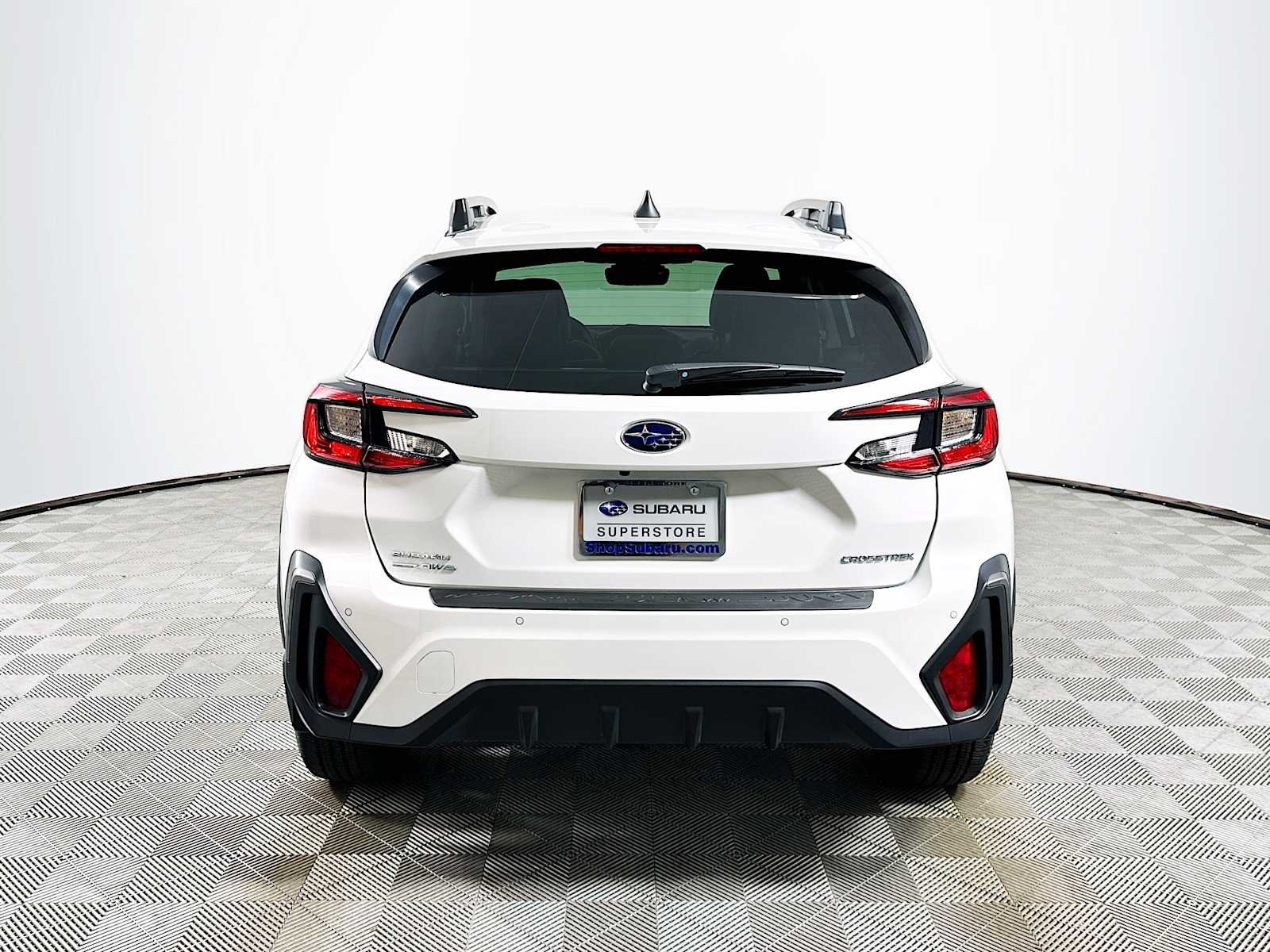Used 2025 Crystal White Pearl Subaru Limited image 6