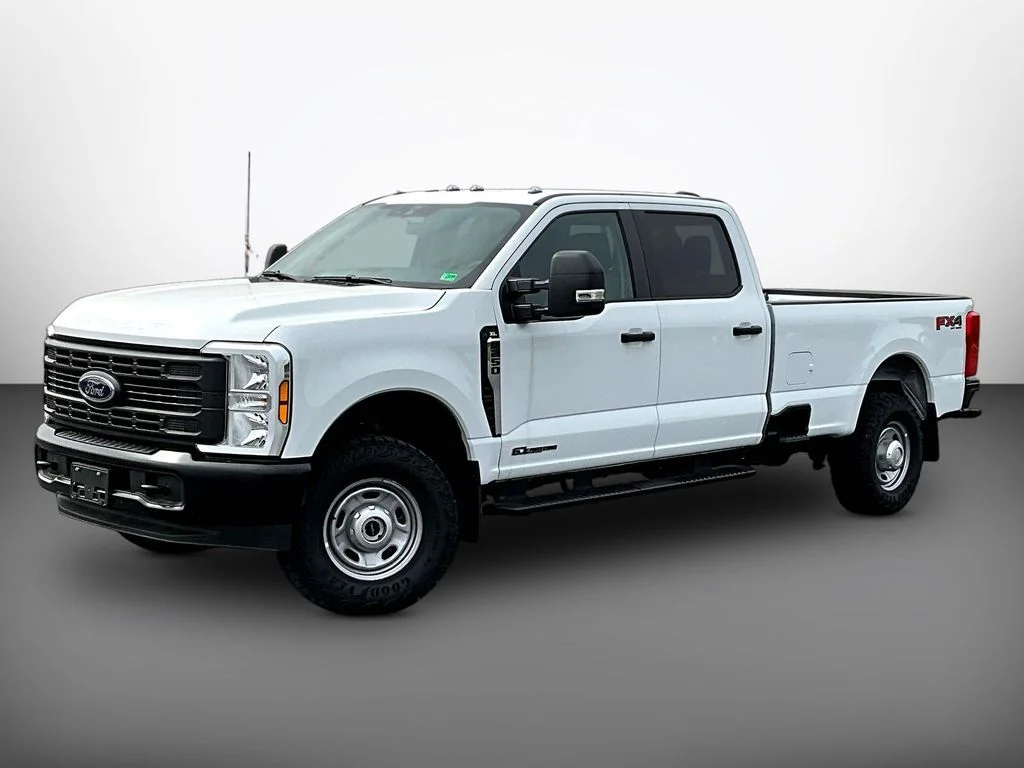New 2026 Oxford White Ford F-250® XL image 2