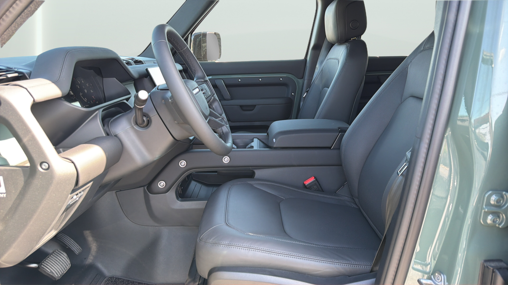 New 2026 Keswick Green Land Rover  image 17